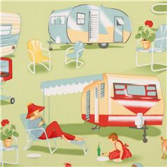 Tessuto retr� verde chiaro tema camping, USA Tessuto di Michael Miller
