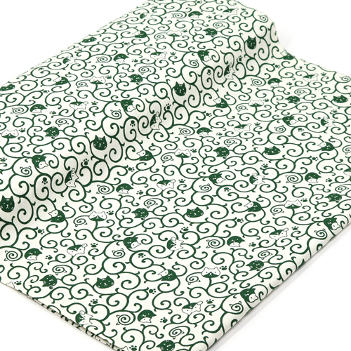 Katze Mit Wirbelndem Karakusa-Muster Traditionelles Furoshiki 3
