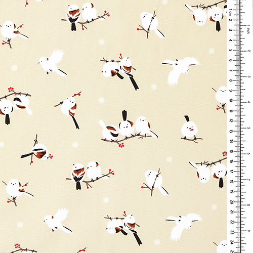 Adorables Oiseaux Shimaenaga Moelleux Sur Une Branche 1
