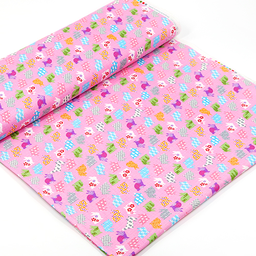 Silhouettes de lapins japonaises colorées avec des motifs 3