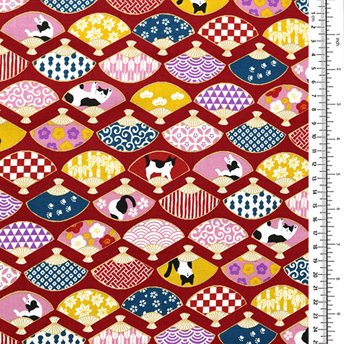 Éventails À Motifs Traditionnels Chats Enjoués 1
