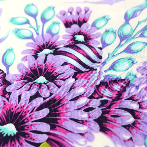 Tula Pink Floral Reef Requins Ombres Ultraviolets 5