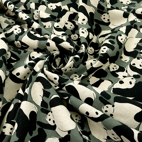 Verspielte Pandabären 2