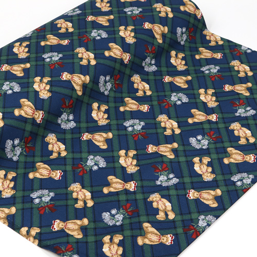 Adorable Cute Bear Tartan Plaid Roses 3
