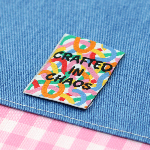 Im Chaos Gefertigte N�hetiketten 1