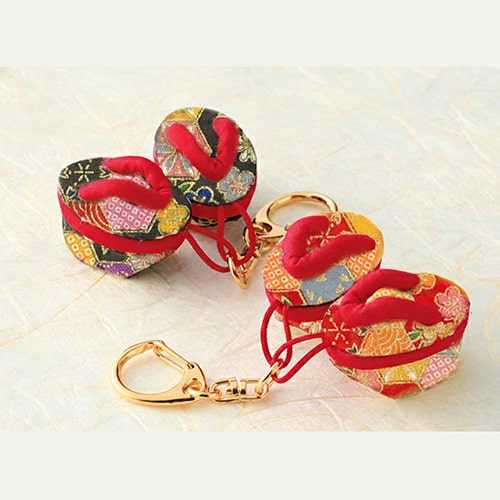 Japanese Mini Pokkuri Geta Geisha Shoes Set of 2 Keychain No-Sew Craft Kit - Dark Colour Set 4