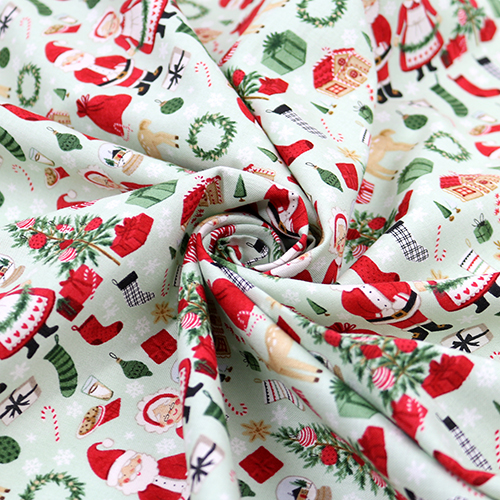 Santa & Mrs. Claus Mint Charming Christmas 2