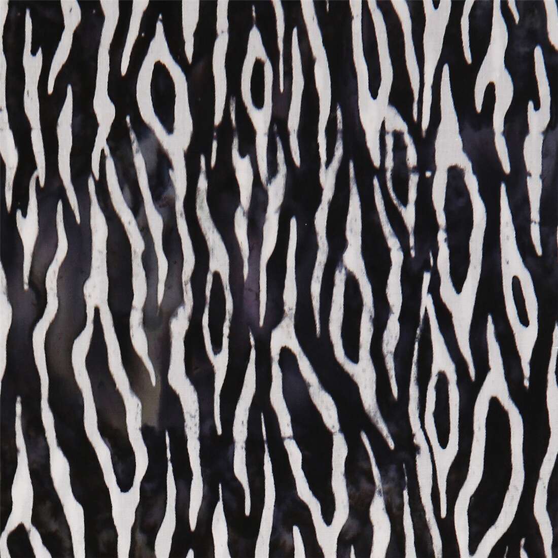 Robert Kaufman zebra animal print stripe batik cotton fabric - modeS4u