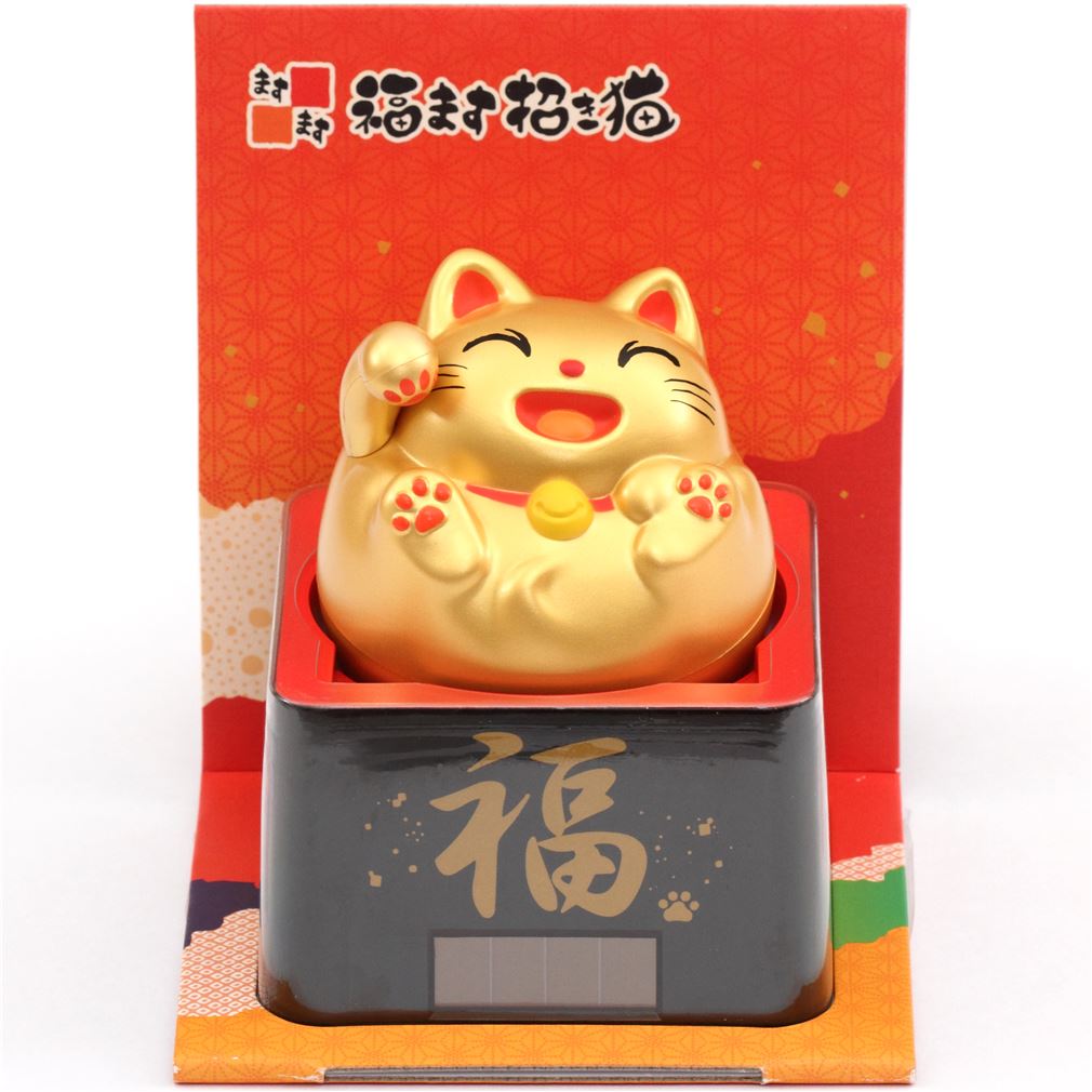 black base gold color lucky cat charm solar powered bobble toy from
