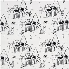 Tissu blanc avec des biches, des faons, une fort, des lapins Tissu par Dear Stella