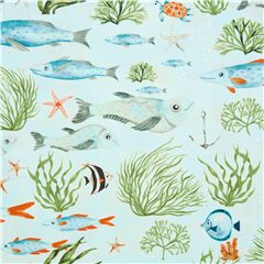 Tissu en coton bleu clair poissons multicolores peints, tortues, etc. Tissu par Dear Stella