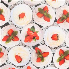 Tissu Oxford lamin avec des fruits, des desserts, des fraises rouges  la crme Tissu par Cosmo