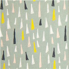 Tissu en coton gris-vert avec des triangles insolites Tissu par Michael Miller