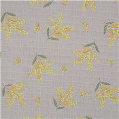 hellgrauer gelber japanischer texturierter Baumwollstoff mit Blumenmuster Stoff von Japanese Indie