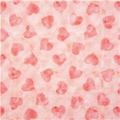 Tissu en coton rose pche avec des coeurs effet tamponns Tissu par Michael Miller
