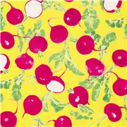 Tissu japonais jaune avec des radis rouges dans tous les sens