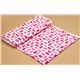 white fabric with plaid piggies Realizzato da Robert Kaufman 3