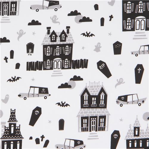 Remnant (20 x 112 cm) - Robert Kaufman white Halloween fabric with haunted houses
