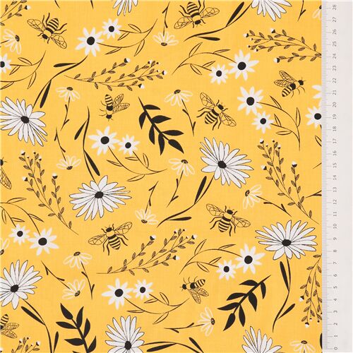 Timeless Treasures yellow fabric tossed flowers bees leaves - modeS4u