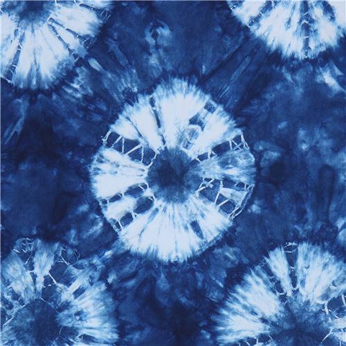 Trans-Pacific Textiles tela batik azul oscuro con rombos redondeados Tela