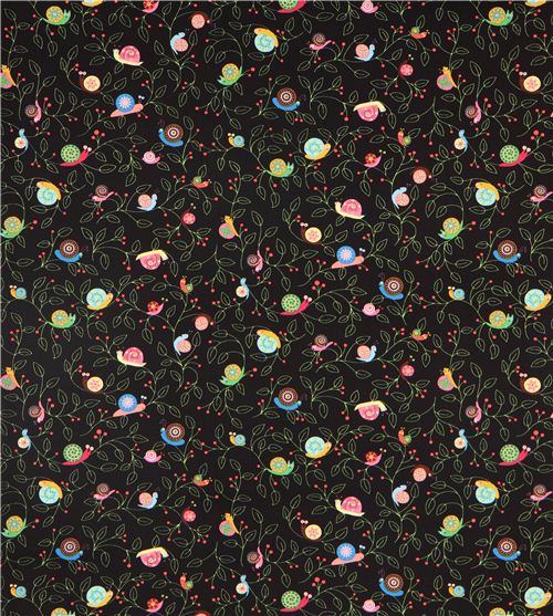 schwarzer Schnecken Tier Stoff von Timeless Treasures USA 2