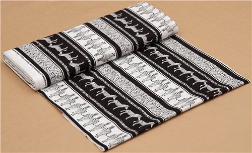 schwarz-weier Zebra Stoff von Timeless Treasures USA 3