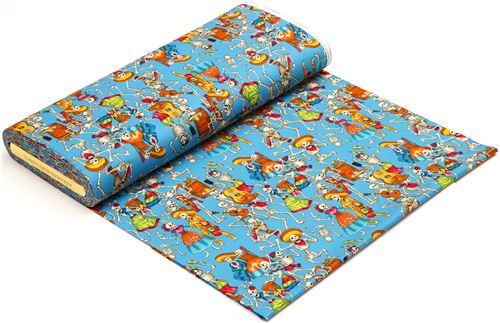 Stoffrest (50 x 114 cm) - blauer Alexander Henry Stoff mit feiernden Skeletten 4