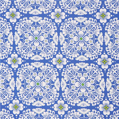 blauer Blumen Stoff mit Blumenornamenten Michael Miller 2