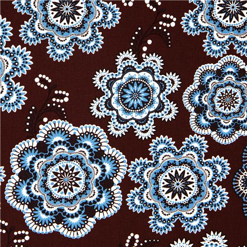 brown flower fabric with ornaments Realizzato da Robert Kaufman 1