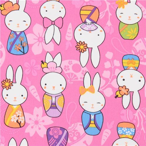 Rosa Stoff mit bunten Hasen von Trans-Pacific Textiles Stoff
