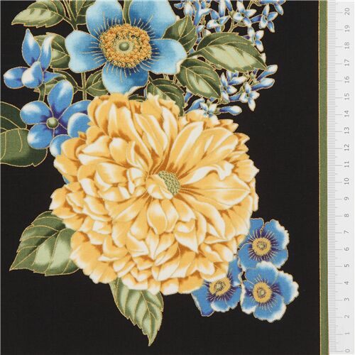 Faulty - Robert Kaufman metallic gold flower panel quilting fabric 3