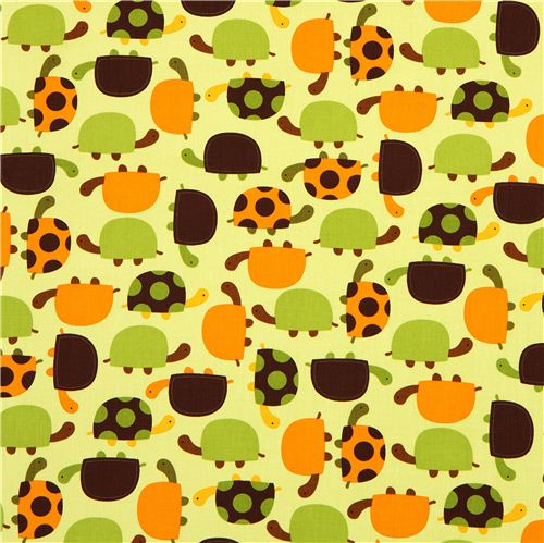 cute green fabric with turtles Realizzato da Robert Kaufman 2