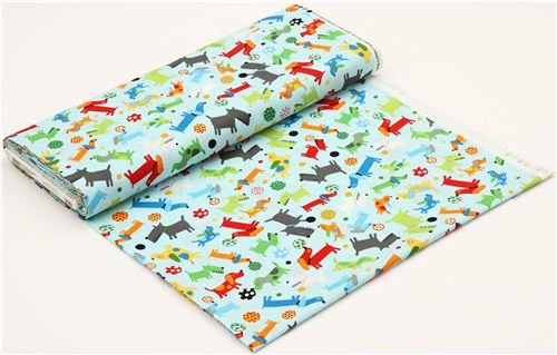 light blue dogs and balls fabric par Robert Kaufman 3