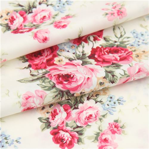 Remnant (45 x 110 cm) - light cream fabric with pink retro roses by Quilt Gate 4