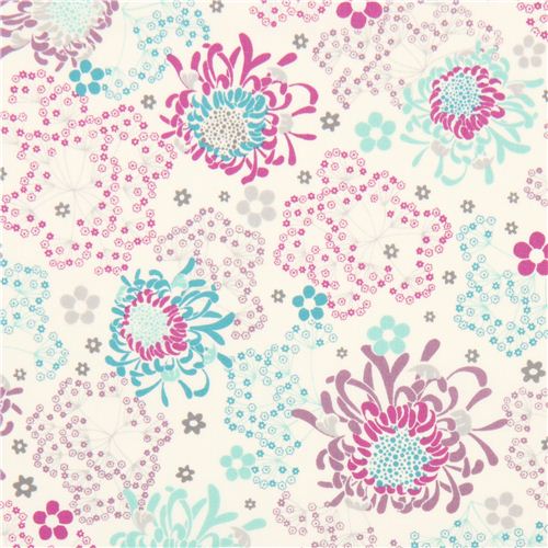 light off-white flower fabric by Robert Kaufman 1