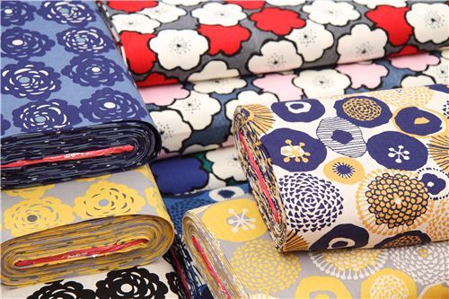 Remnant (18 x 110 cm) - natural color Canvas fabric from Japan with navy blue and mustard yellow flo 4
