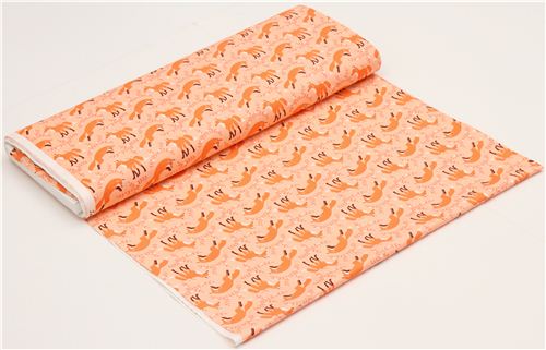 peach animal fabric with fox de Michael Miller 3