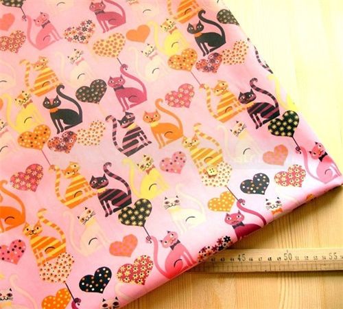 pink cats fabric kitty hearts kawaii 0.5m 1