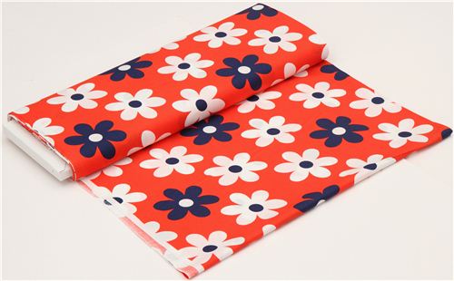 roter Michael Miller Stoff mit wei�-blauen Blumen 3
