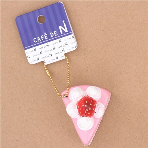 pink cake with cream strawberry squishy Cafe de N 4