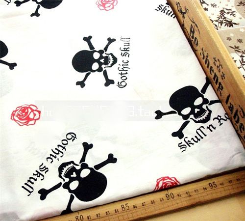 white Skull Fabric roses gothic 0.5m 1