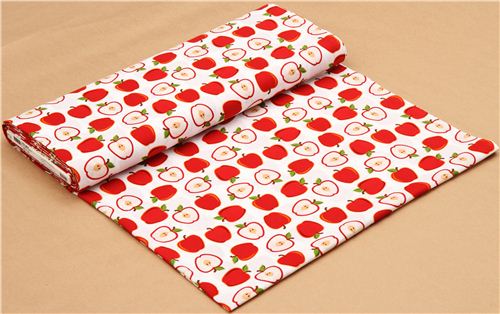 white apple fruit fabric by Robert Kaufman from the USA 3