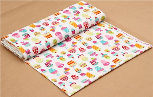 white fabric sundaes & cupcakes Robert Kaufman kawaii 3