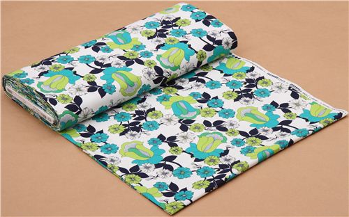 white flower canvas fabric Robert Kaufman green flowers USA 4