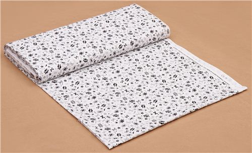 weißer Glitzer Skulls Totenkopf Stern Stoff von Timeless Treasures  3