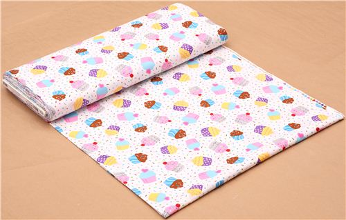 white muffin cupcake fabric Robert Kaufman Baked with Love 3