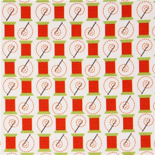 white spool of thread sewing fabric par Robert Kaufman USA 2
